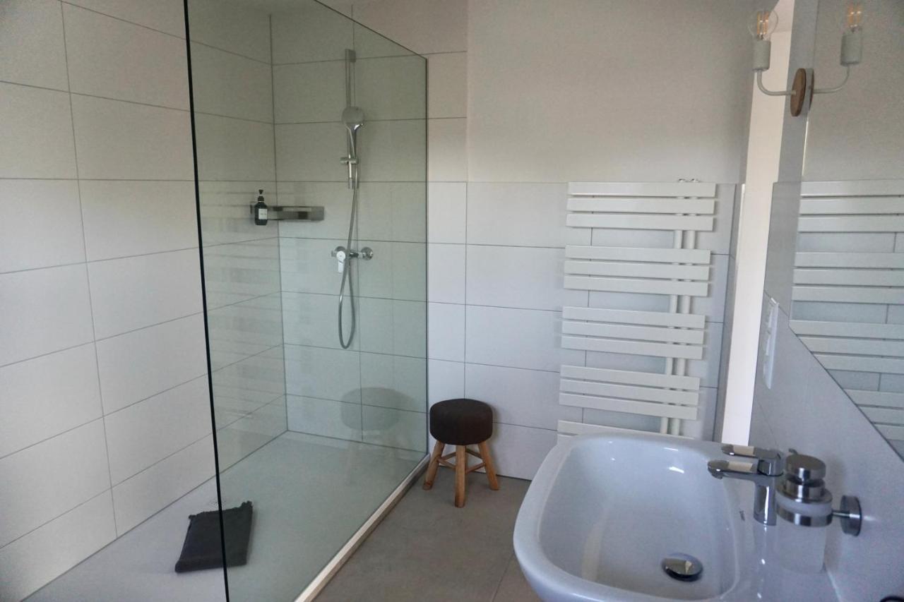 Landhotel Strandallee Wunstorf Bagian luar foto